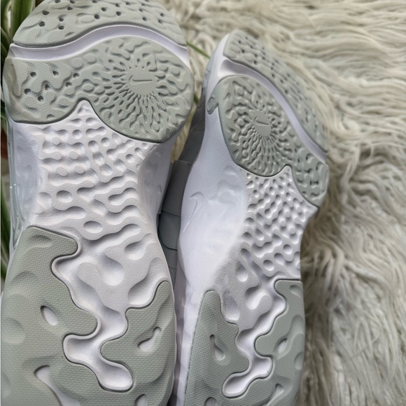 New🌿Nike Renew In-Season TR 12 - Picture 6 of 13